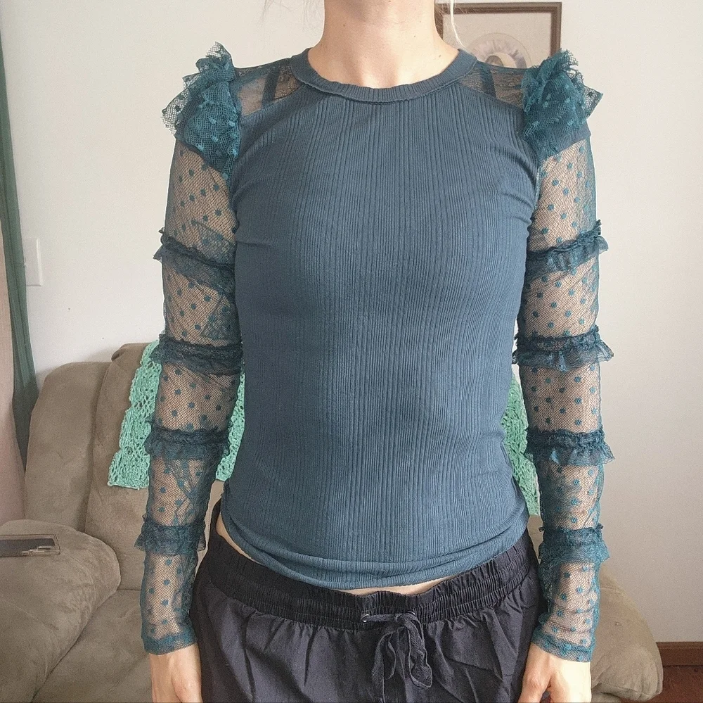 Free People Green Ruffle Lace Long Sleeve Top Size Medium